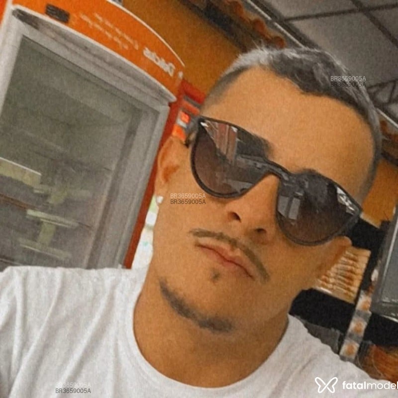 Acompanhante Guilherme - Feed