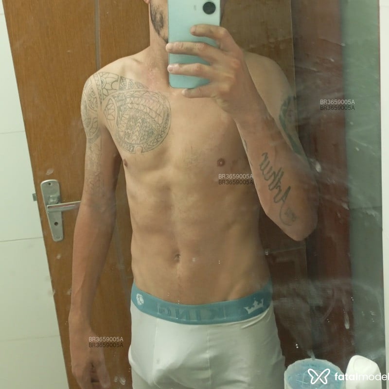 Acompanhante Guilherme - Feed