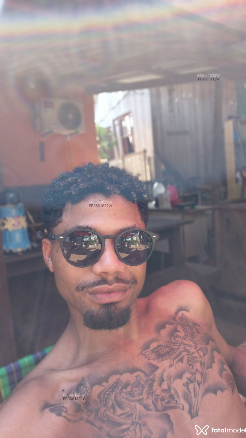 Acompanhante Érik Vinícius - Feed