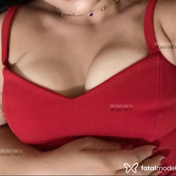 Acompanhante Bella - Feed