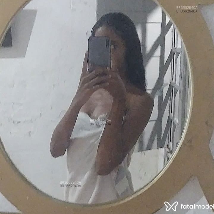 Acompanhante Sereiah - Feed
