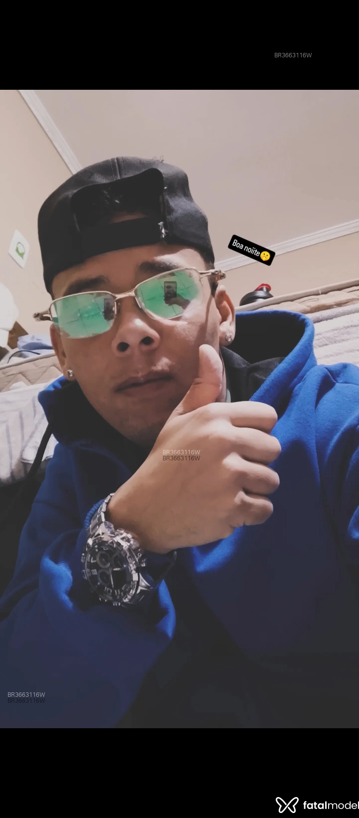 Acompanhante Liipeeh Slv - Feed