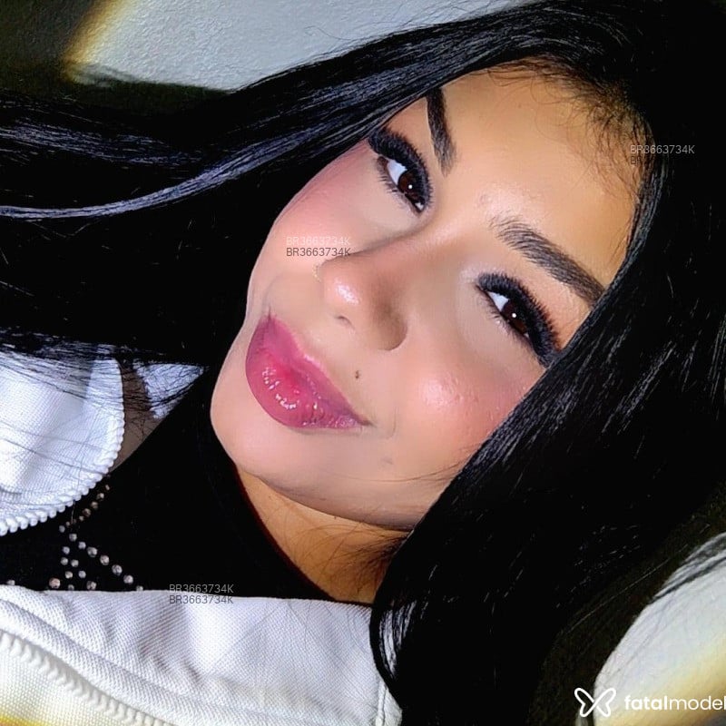 Acompanhante Yara Fernandes - Feed