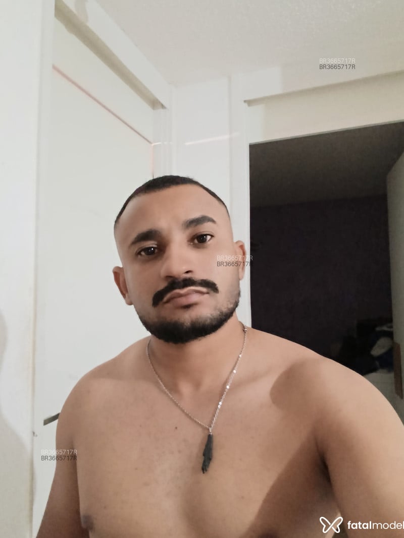 Acompanhante Martins - Feed