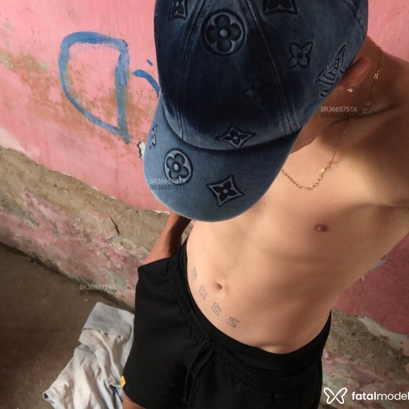Acompanhante Matheus - Feed
