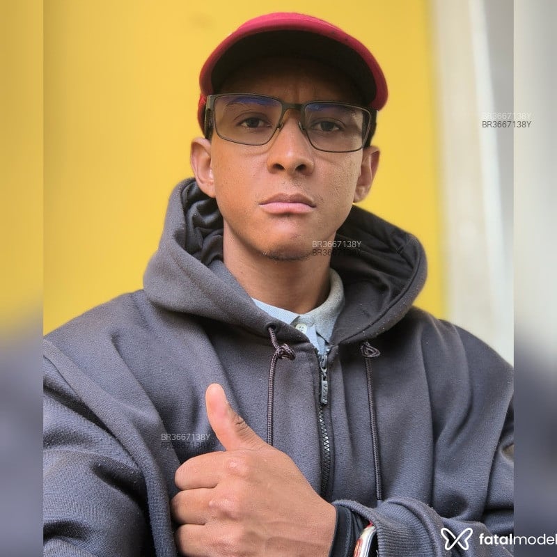 Acompanhante Luan Felipe - Feed