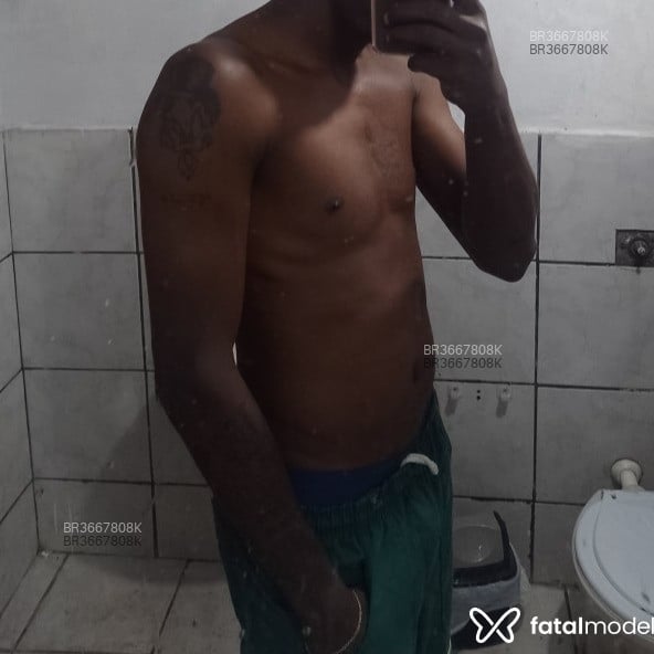 Acompanhante Negrão - Feed