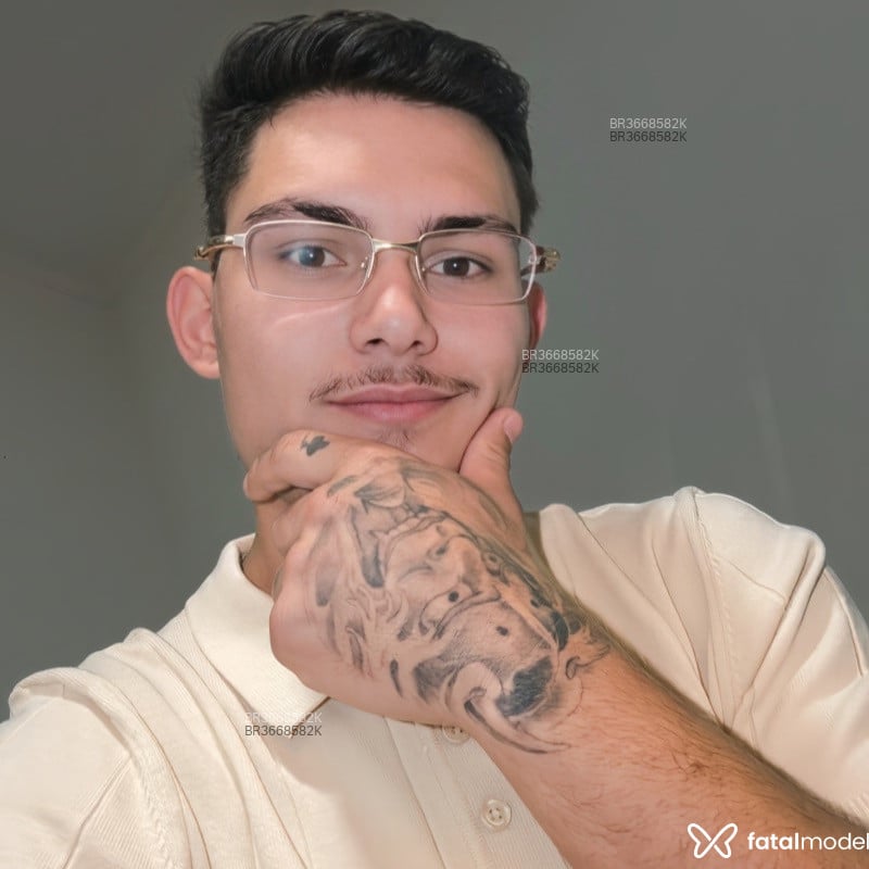 Acompanhante Yago Massaro - Feed