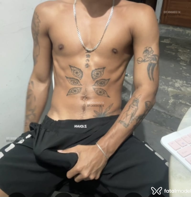Acompanhante Henrique - Feed