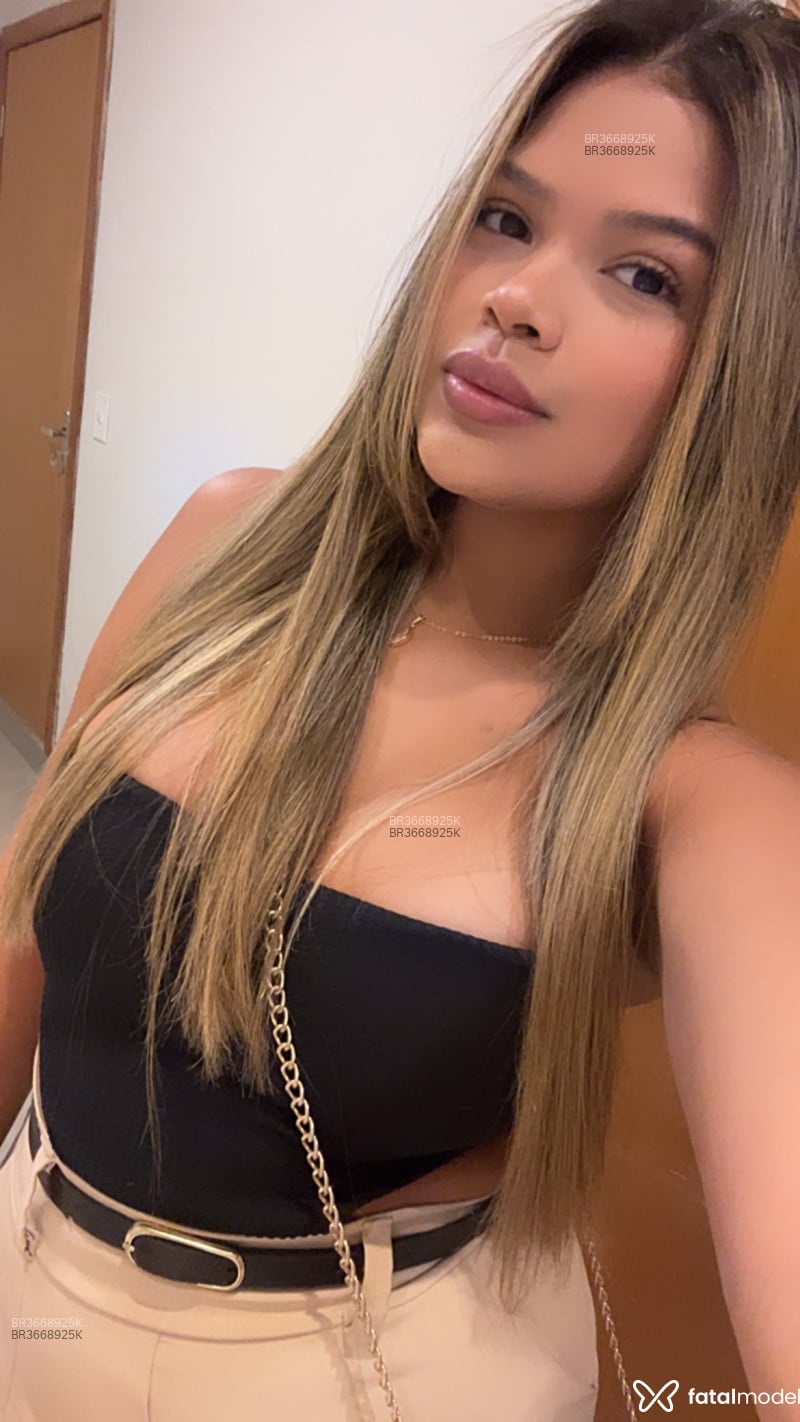 Acompanhante Luisa - Feed