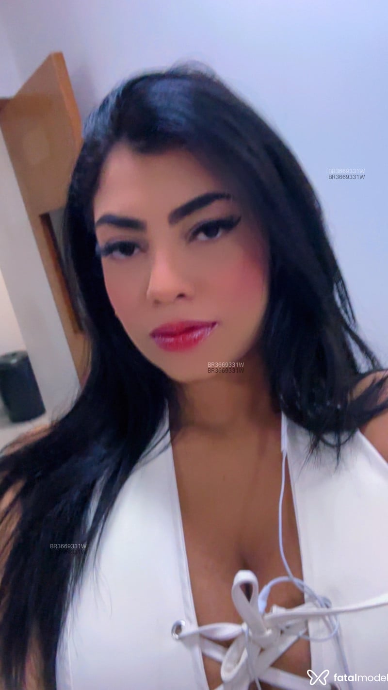 Acompanhante Naraa - Feed