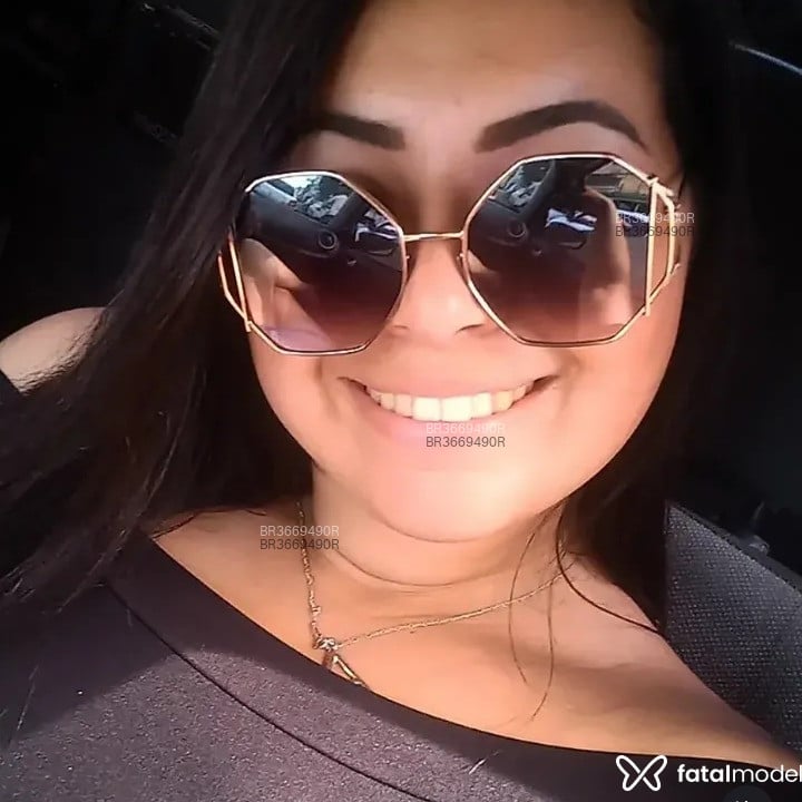 Acompanhante Morena - Feed