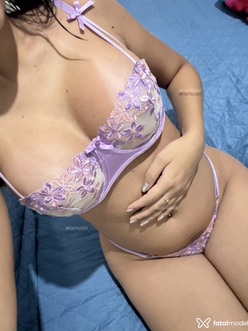 Acompanhante Ana Julia - Feed