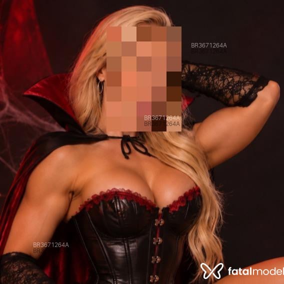 Acompanhante Karina - Feed