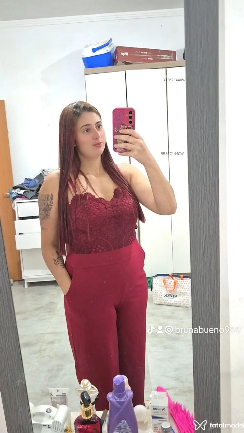 Acompanhante Brenda - Feed