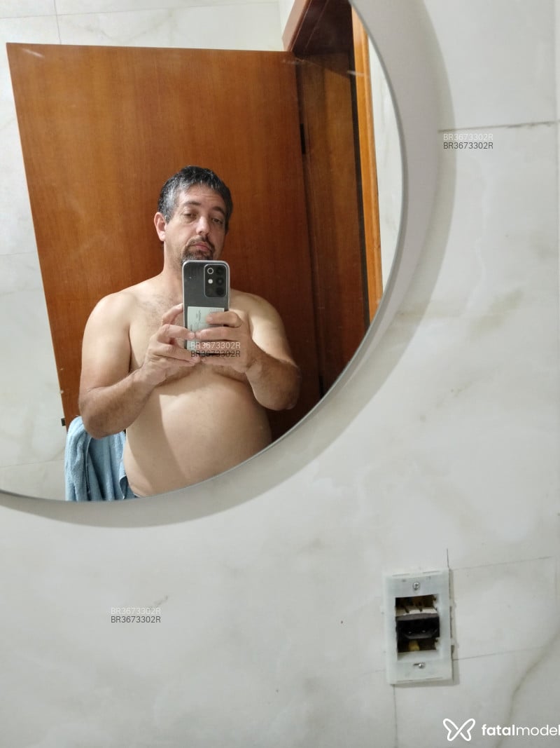 Acompanhante Mercenário - Feed