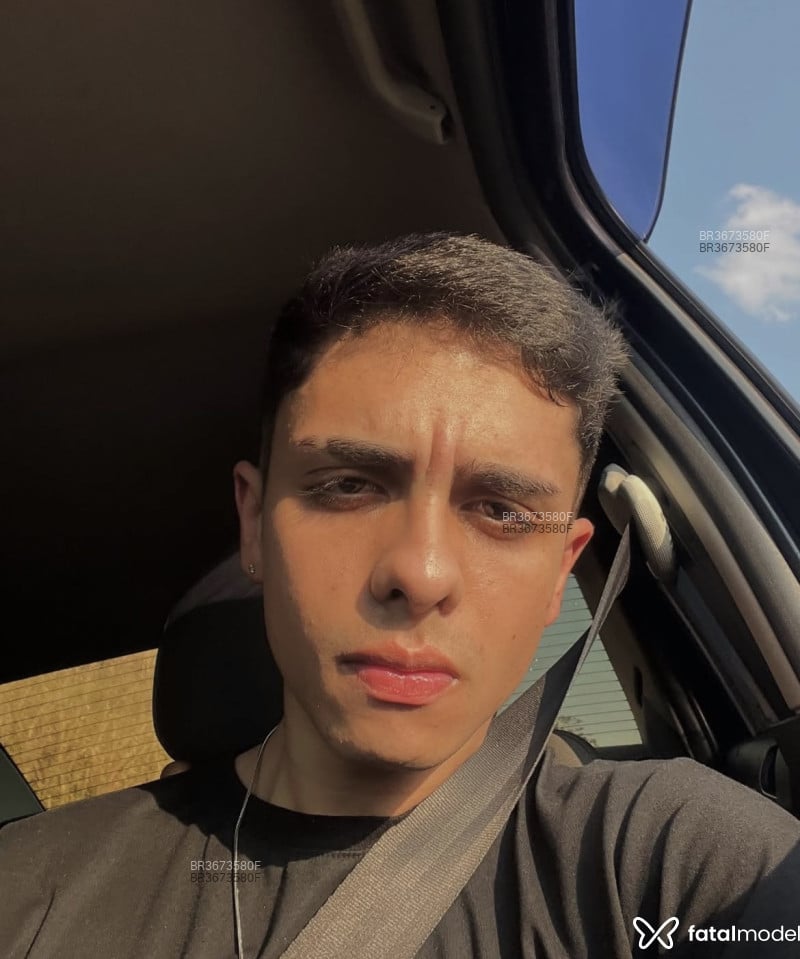 Acompanhante Luiz Siqueira - Feed