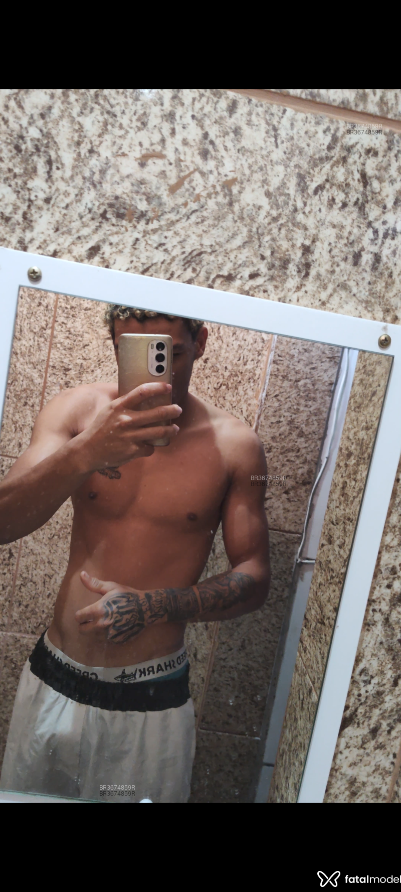 Acompanhante Oliveira - Feed