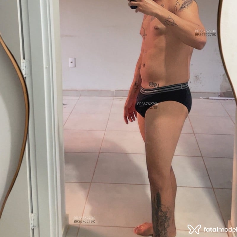 Acompanhante Matheus - Feed