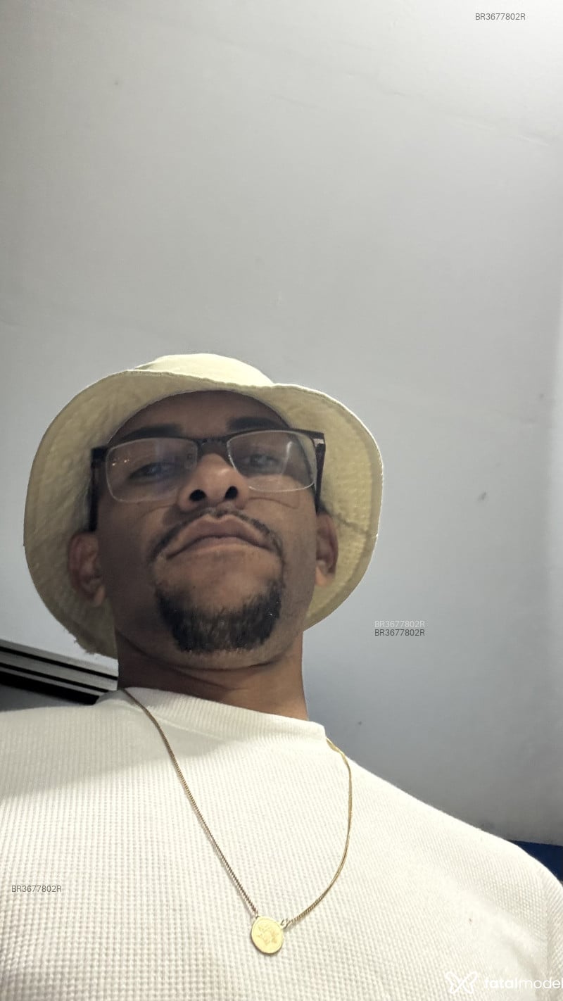 Acompanhante Dante Valença - Feed