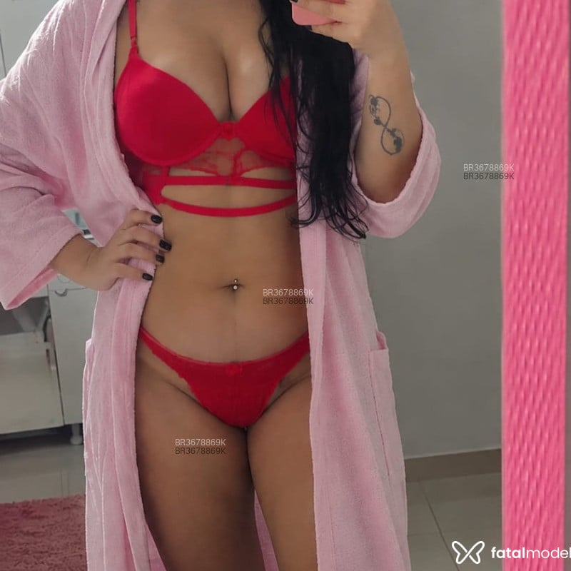 Acompanhante Ewillin Lana - Feed