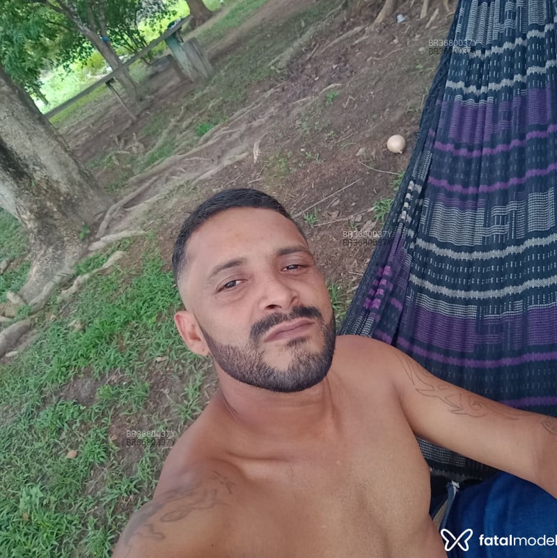 Acompanhante Henrique - Feed