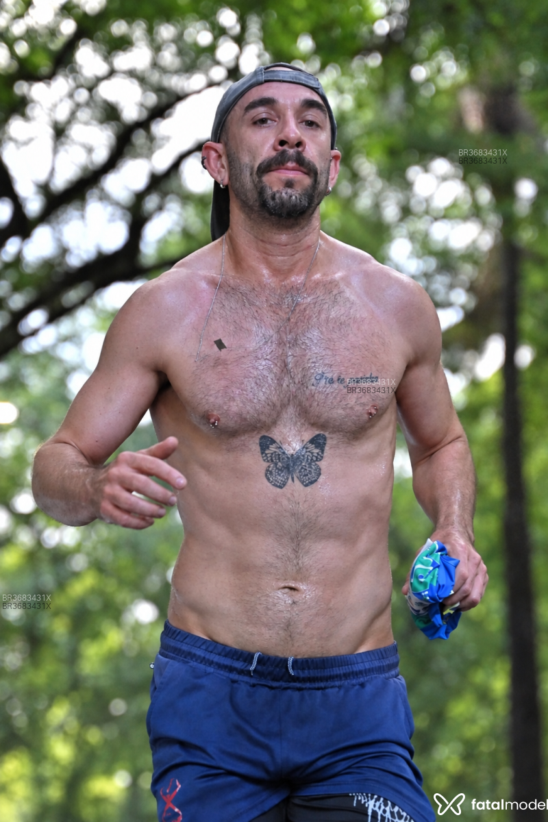 Acompanhante Eduardo - Feed