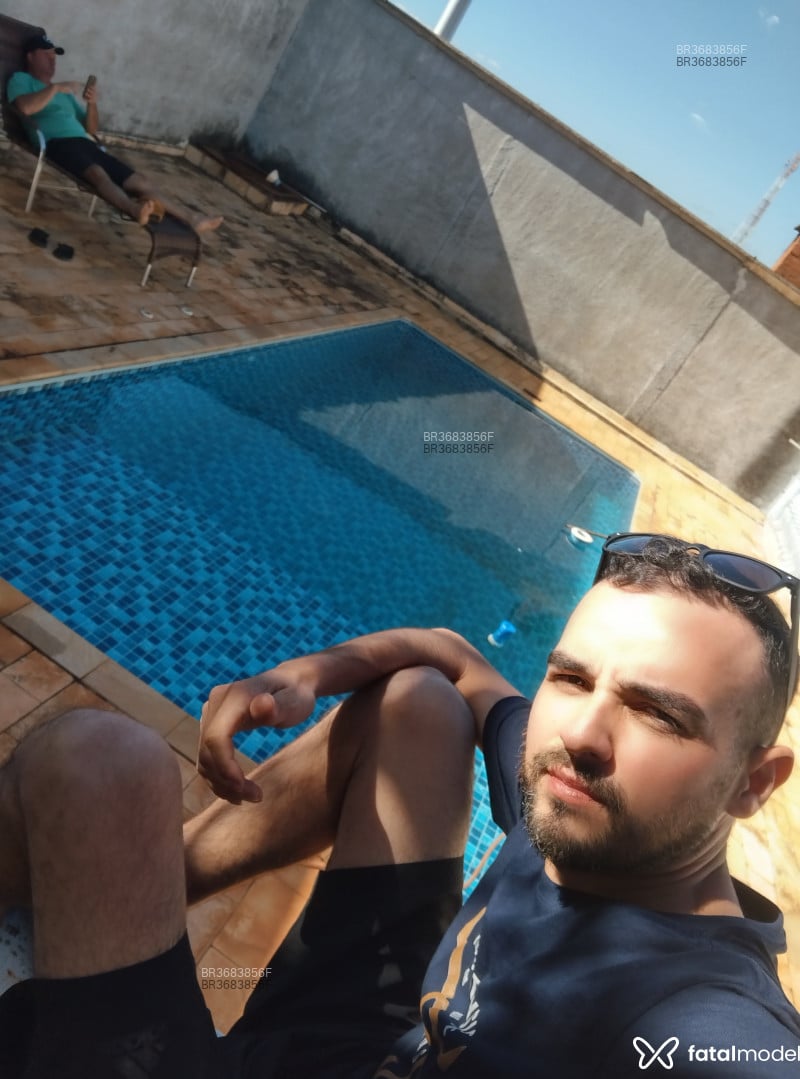 Acompanhante Augusto - Feed