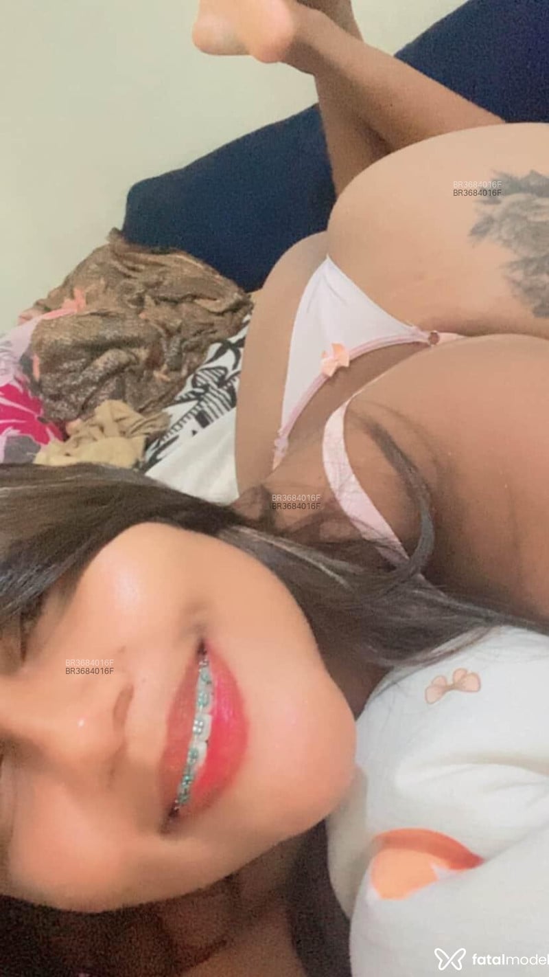 Acompanhante Morena - Feed