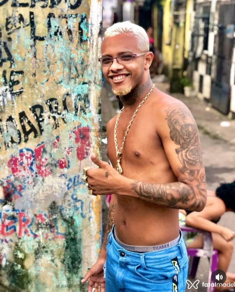 Acompanhante Otávio - Feed