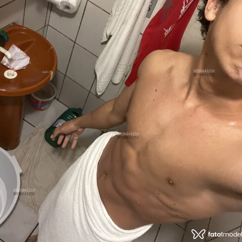 Acompanhante Jabit - Feed