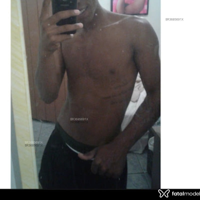 Acompanhante Adriano - Feed