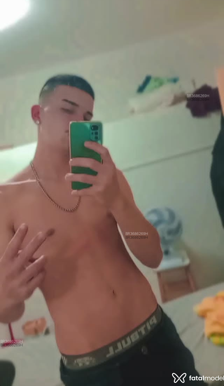 Acompanhante Leandro - Feed