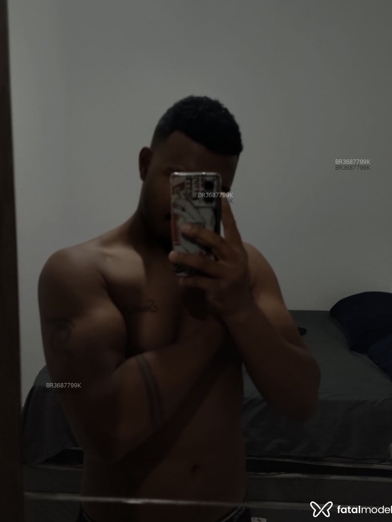 Acompanhante Felipe - Feed