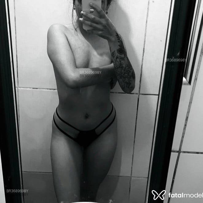 Acompanhante Paula - Feed
