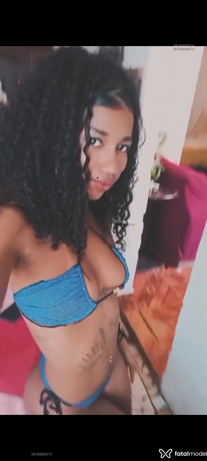 Acompanhante Meel Eduarda - Feed