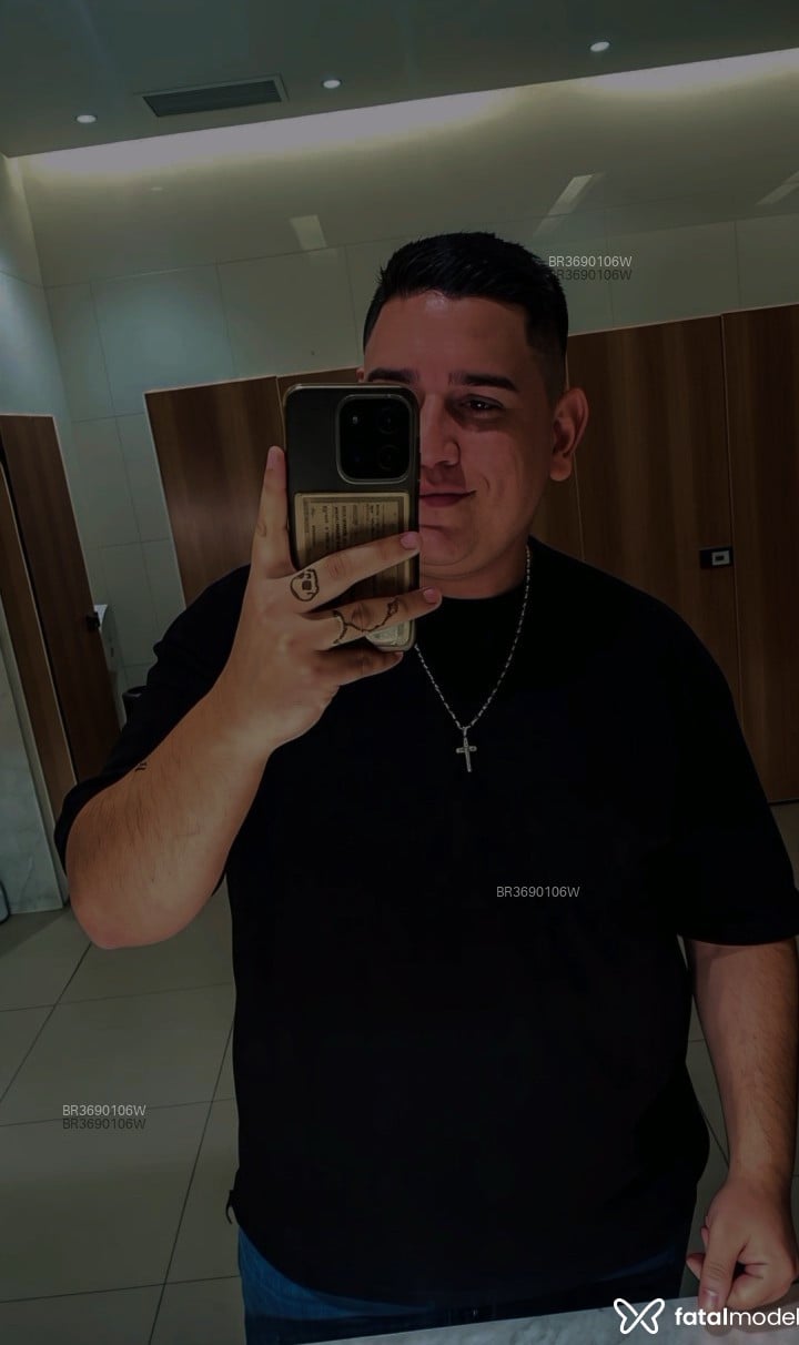 Acompanhante Oliveira - Feed
