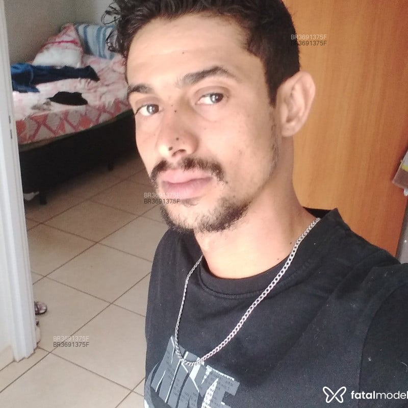 Acompanhante Gege Baiano - Feed