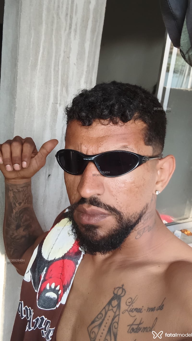 Acompanhante Baianinho - Feed