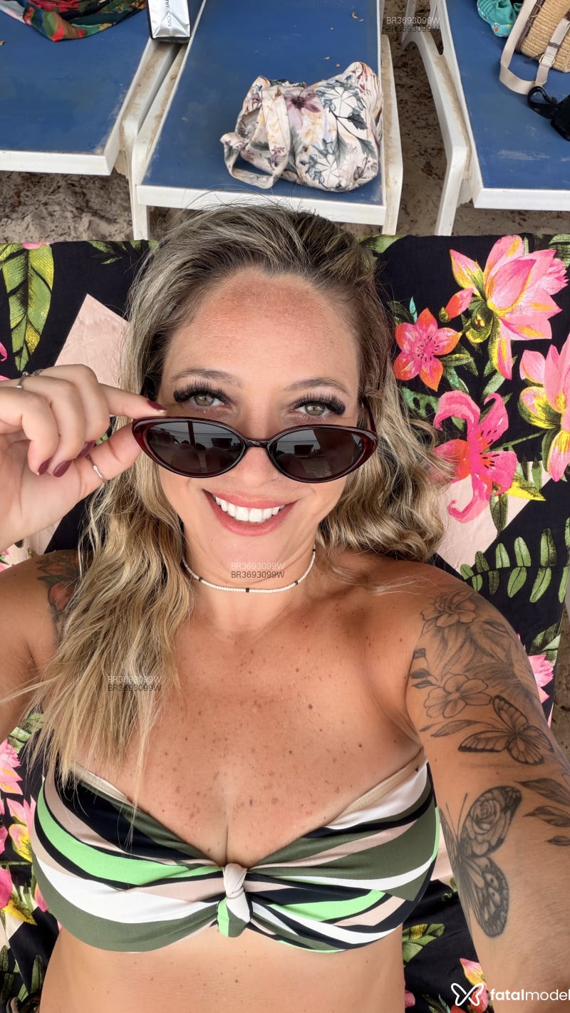 Acompanhante Tininha - Feed