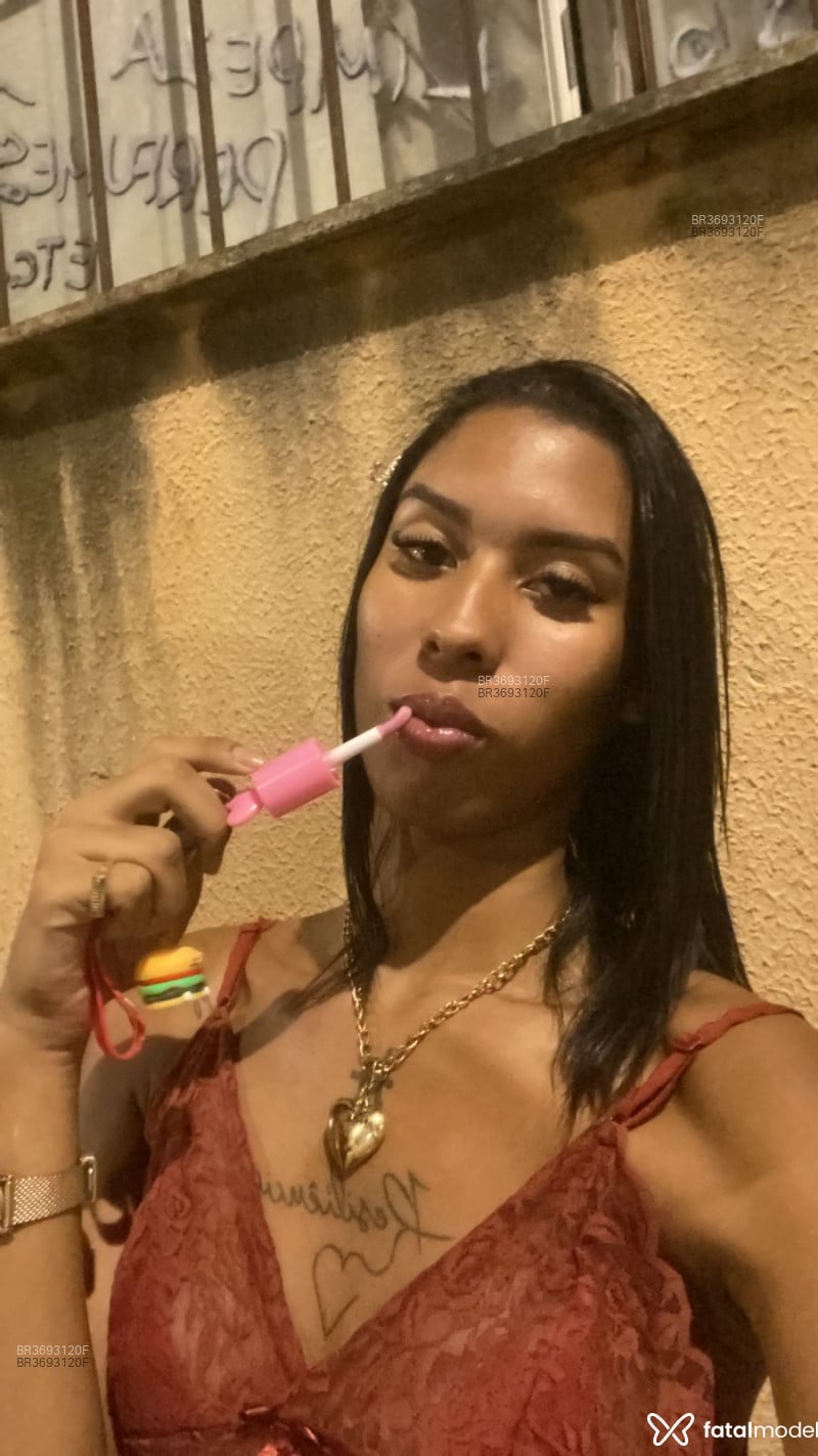 Acompanhante Mabelle - Feed