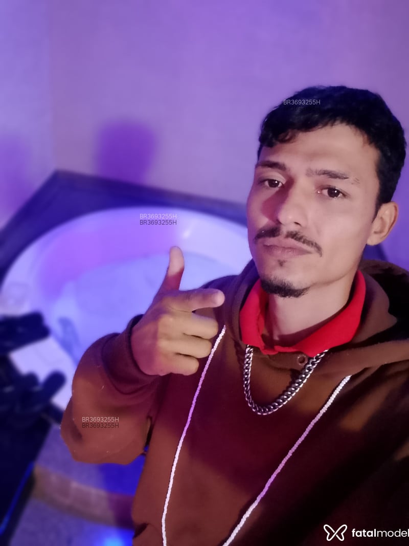 Acompanhante Matheus - Feed
