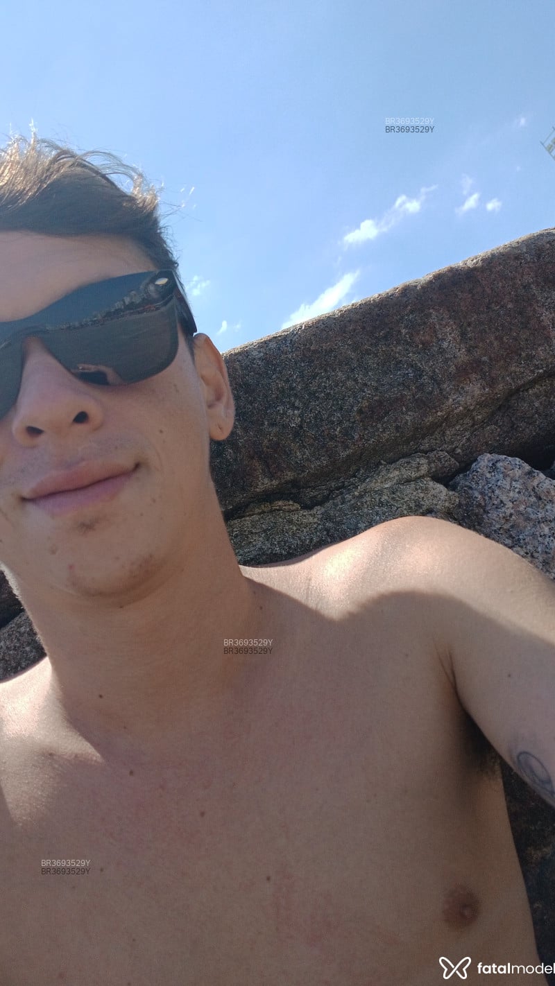 Acompanhante Alemão - Feed