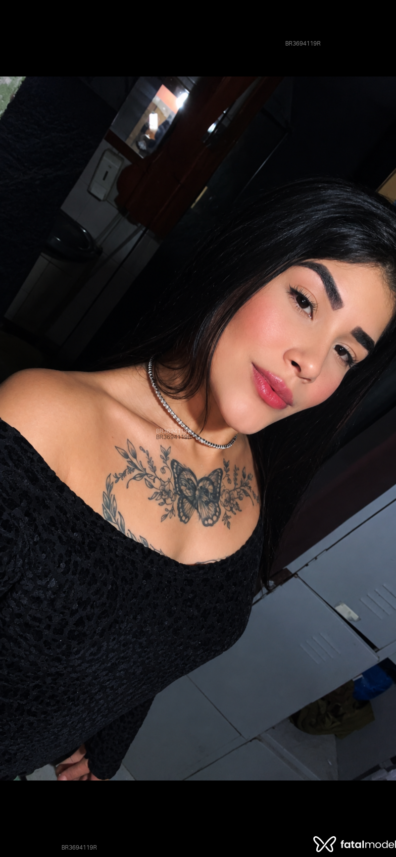 Acompanhante Lari Oliveira - Feed