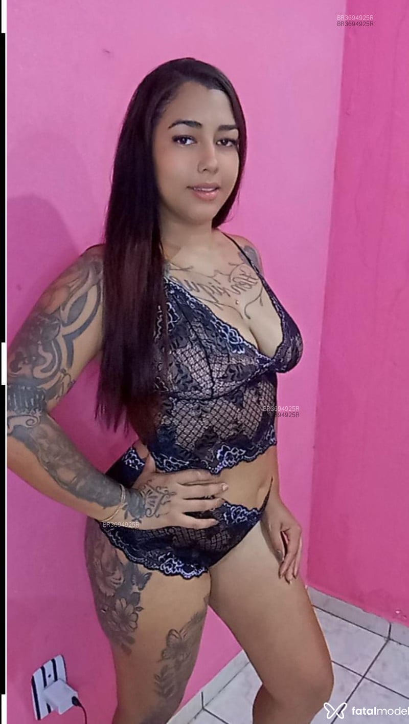 Acompanhante Ayla Ferrari - Feed