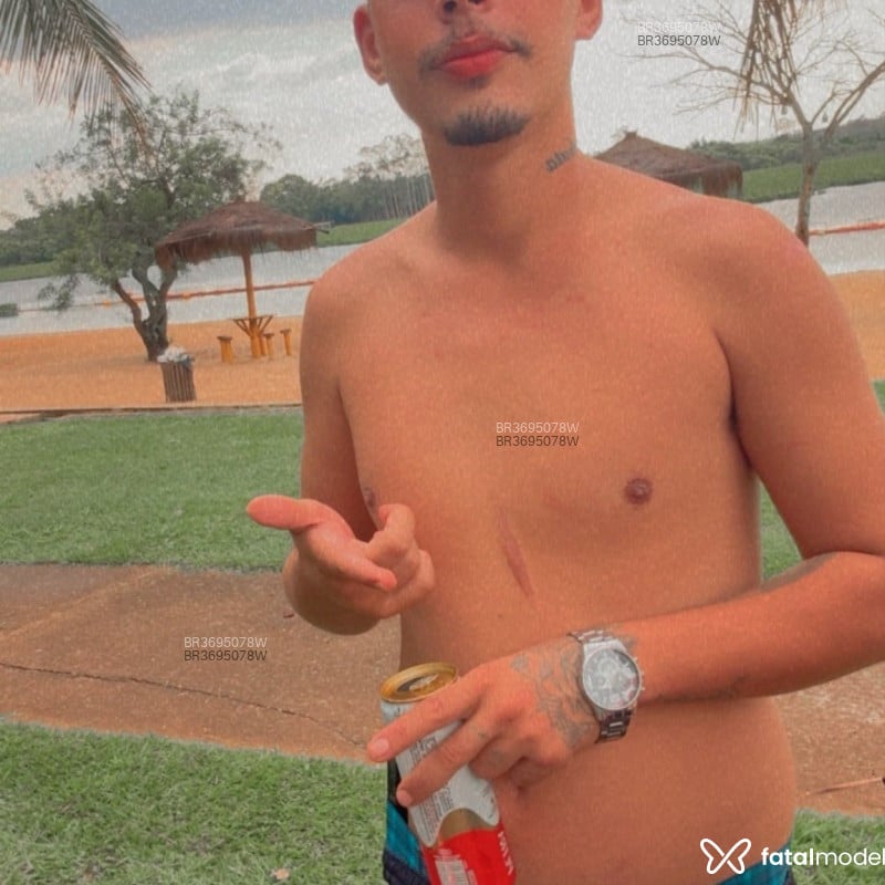 Acompanhante Leozinho - Feed