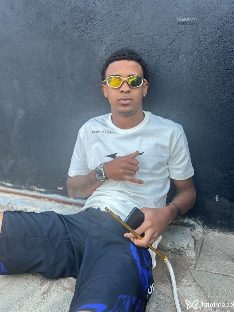 Acompanhante Gabriel - Feed