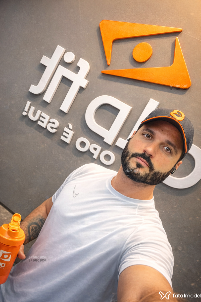 Acompanhante Tiago - Feed