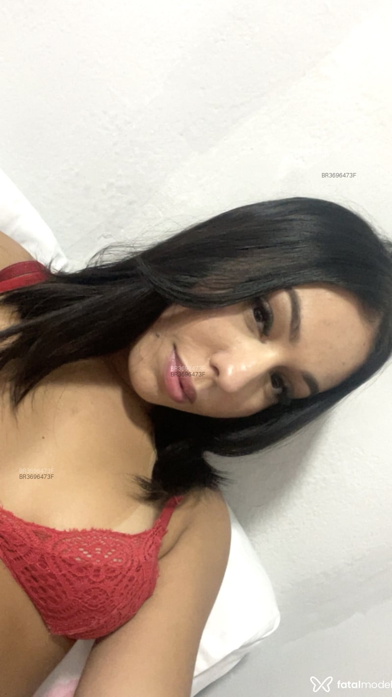 Acompanhante Luiza - Feed