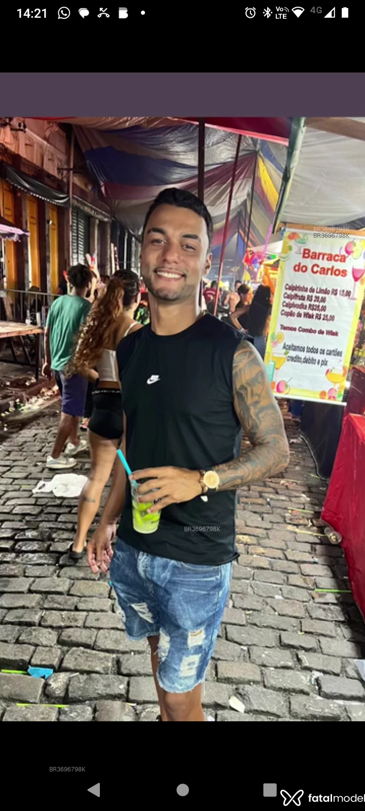 Acompanhante Mateo - Feed